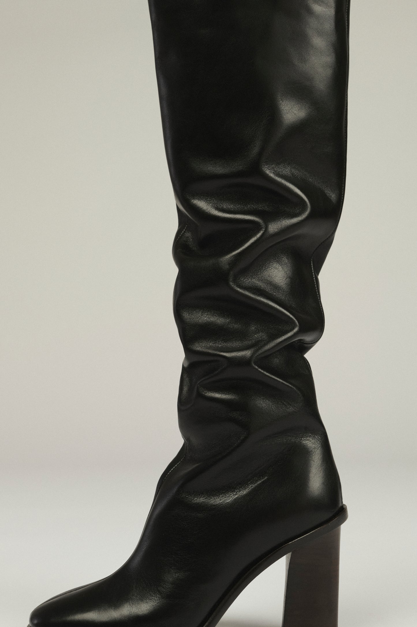 Botas Livia - Negro - Cuero - Mujer