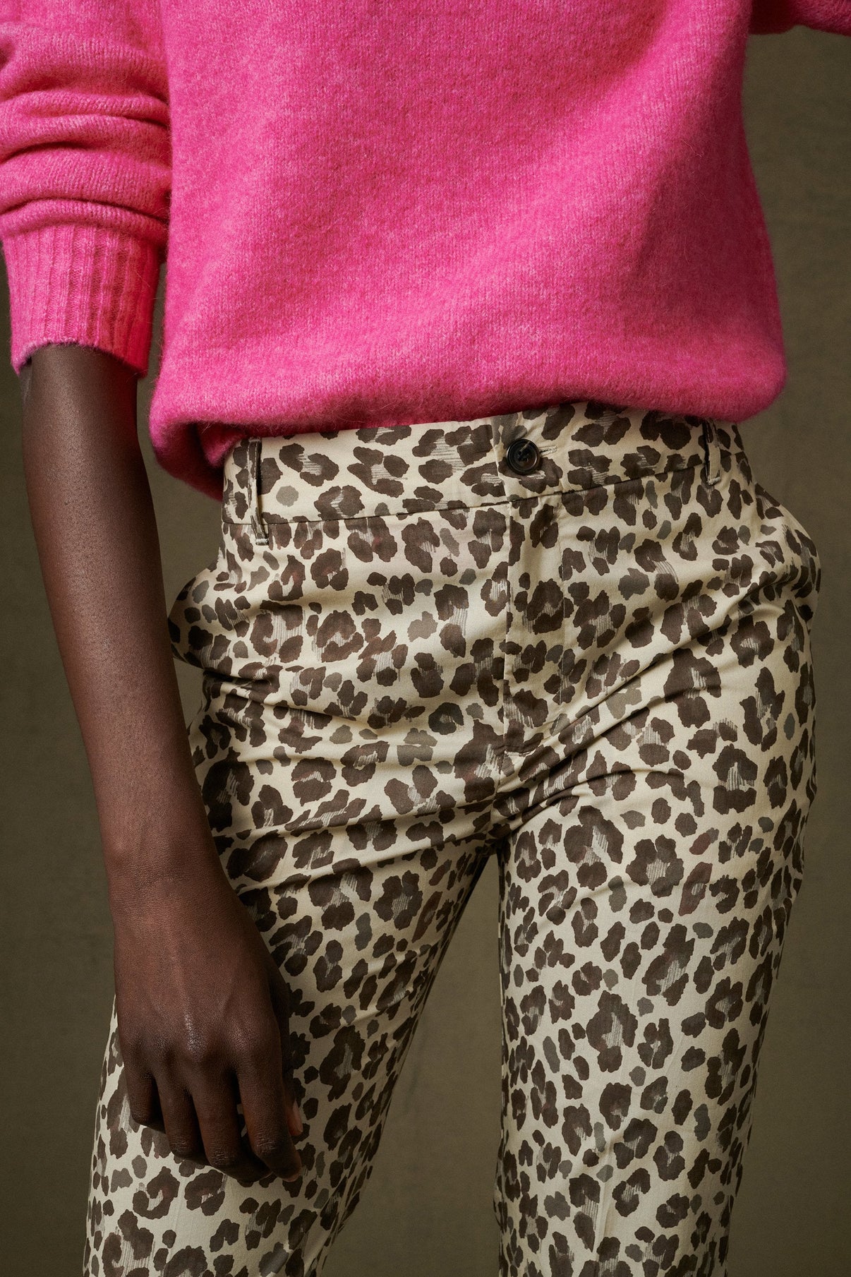 PANTALÓN EDGAR GRIS vue 3