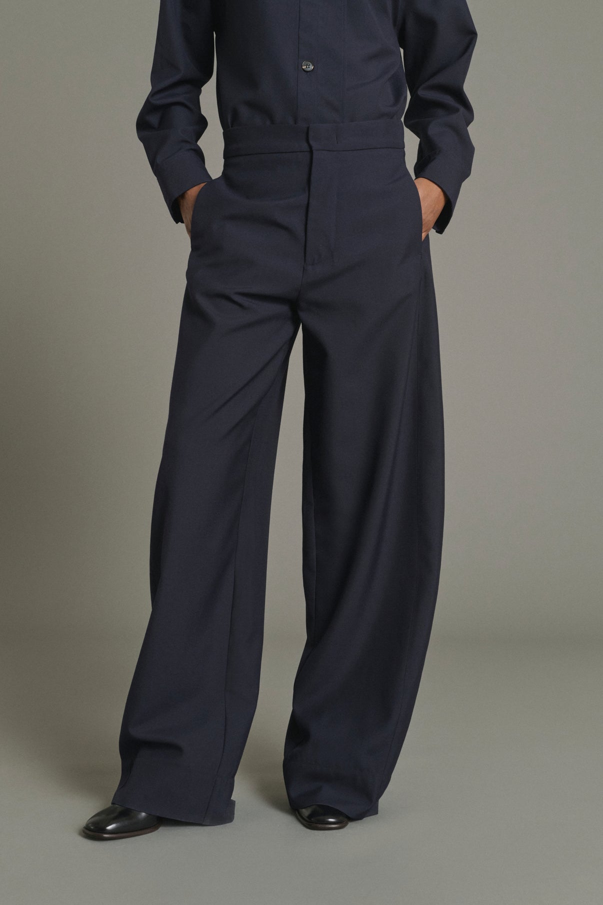 Pantalón Horatio - Azul Noche - Mujer vue 2