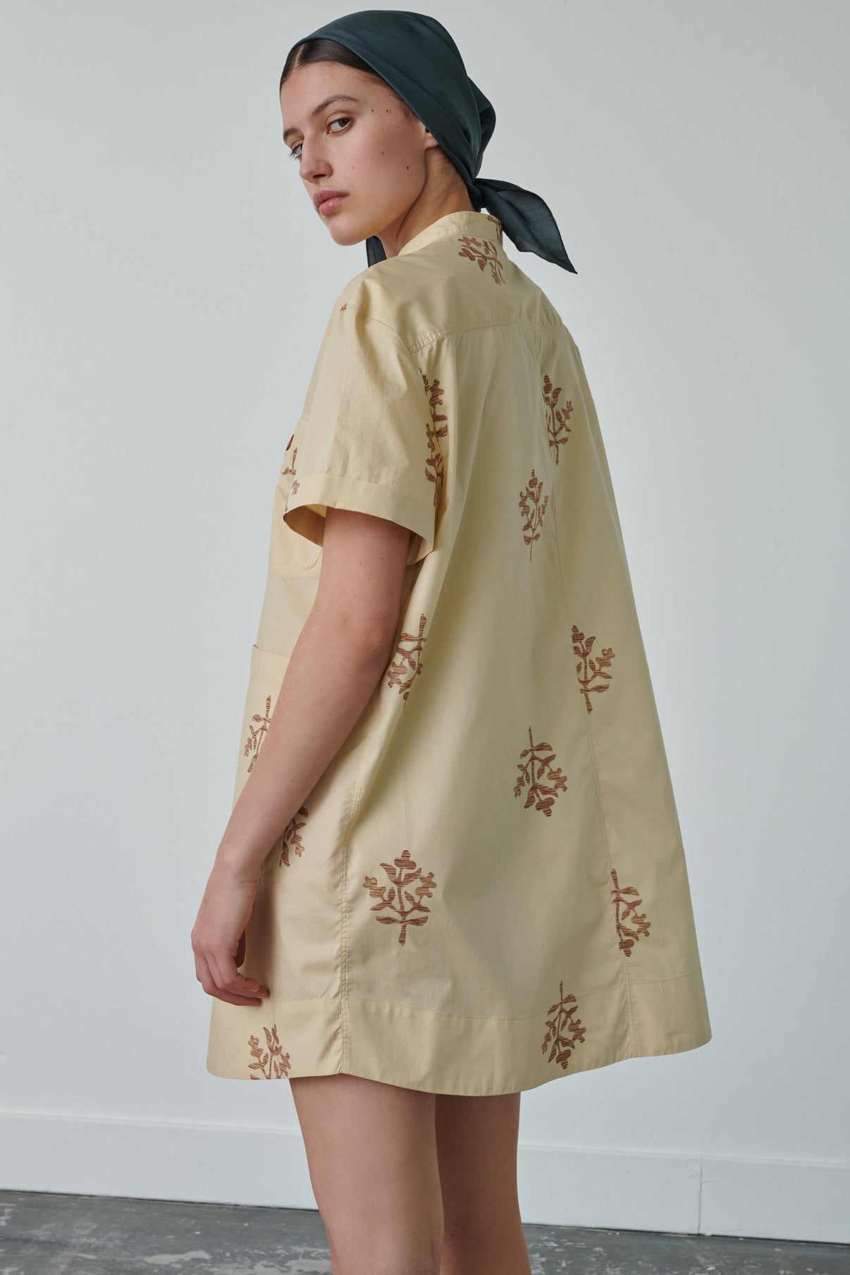 VESTIDO UNIQUE NARANJA vue 2