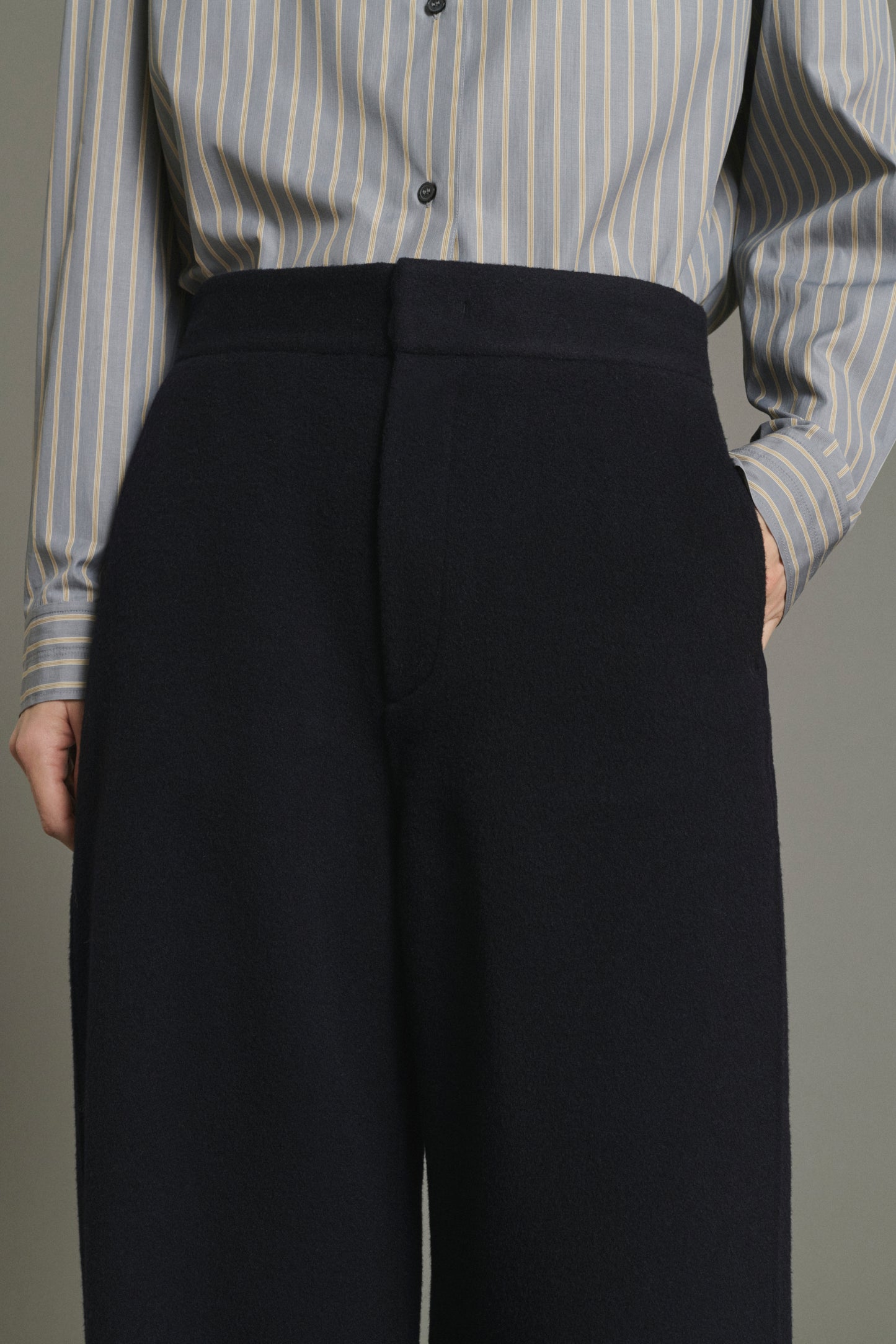 Pantalón Hawk - Deep Navy - Lana - Mujer