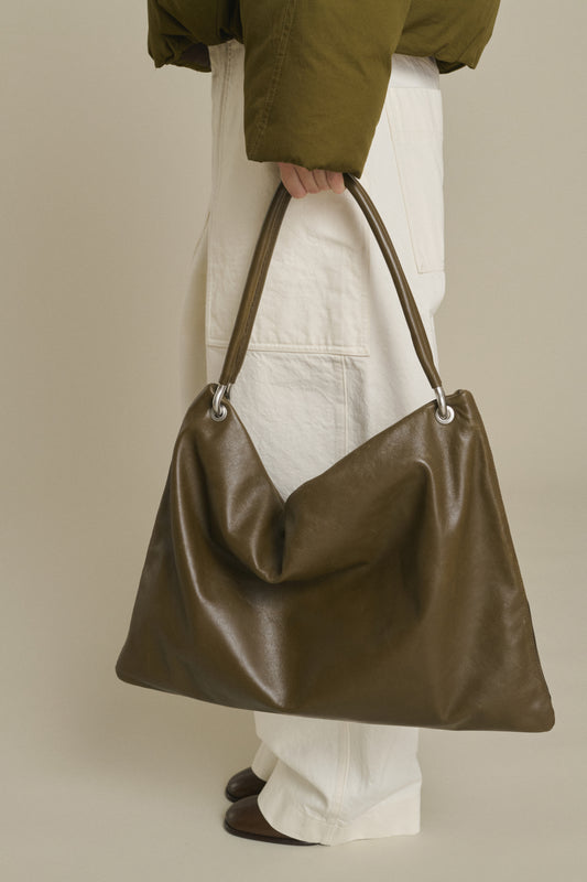 Bolso tote Gia - Caqui de cuero liso con ojales para mujer - Soeur