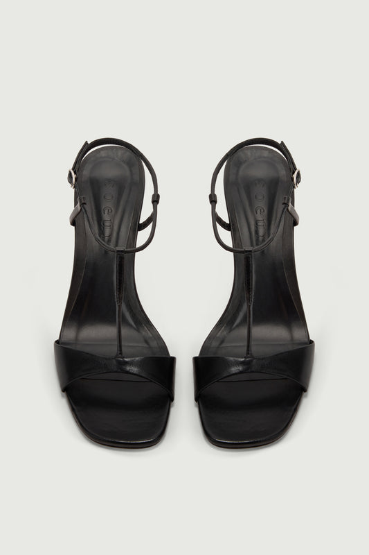 Sandalias Cecilie - Negro Cuero con Tacón - Soeur